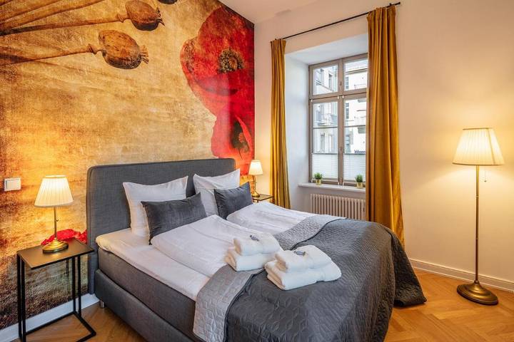 Ferienwohnung für 6 Personen, mit Balkon und Terrasse sowie Garten und Sauna in Heppenheim