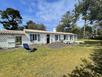 Location de vacances pour 6 personnes, avec jardin à L'Épine