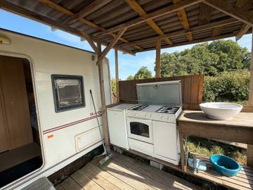 Camping pour 4 Personnes dans Champsac, Région de Rochechouart, Photo 4