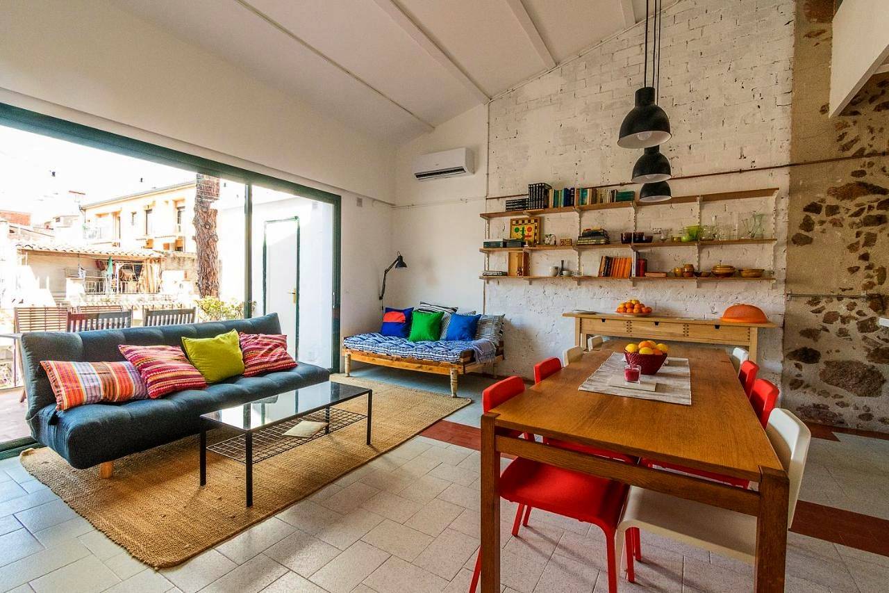 Apartment with Terrace in Sant Feliu de Guíxols, Costa Brava