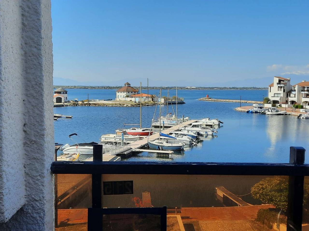 Appartement entier, T2  climatisé 4/5 pers Le Barcares - piscine incluse in Le Barcarès, Côte D'améthyste