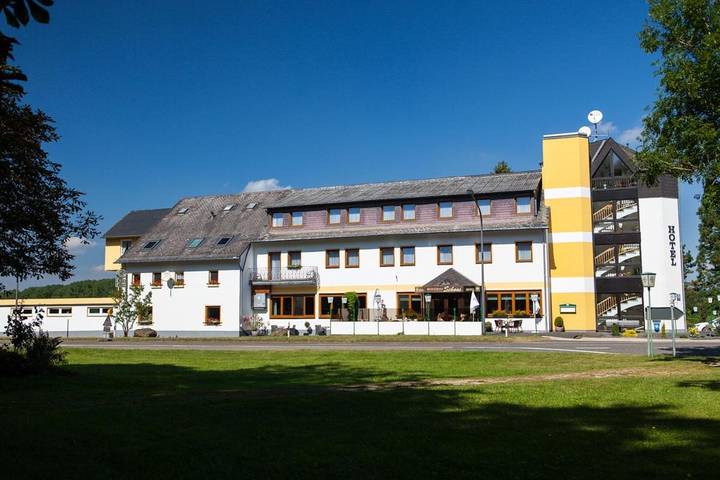 Hotel für 2 Personen, mit Garten und Pool sowie Sauna - 1