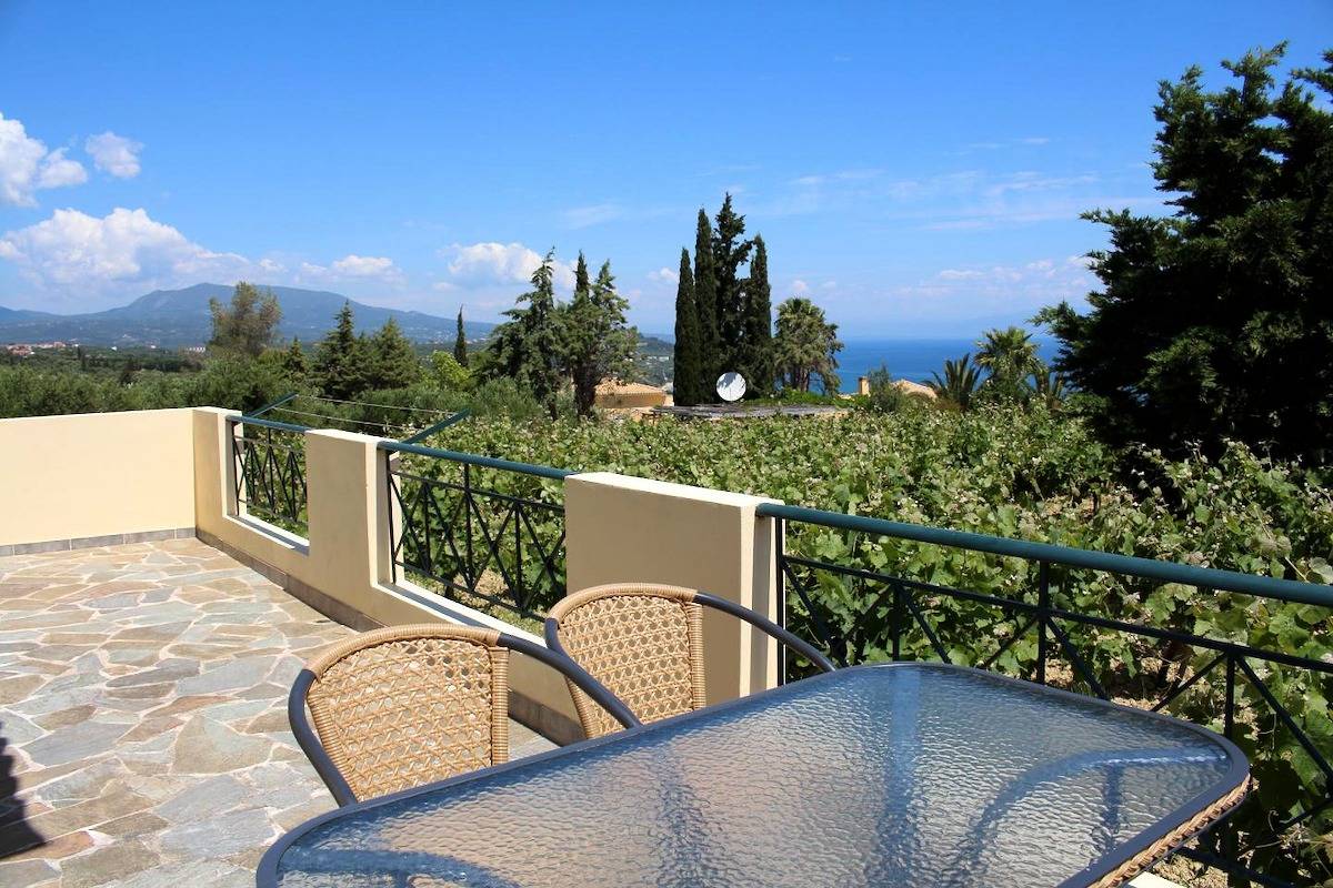Beautiful holiday house in the country with terrace | Messenia, Peloponnese in Messenia region