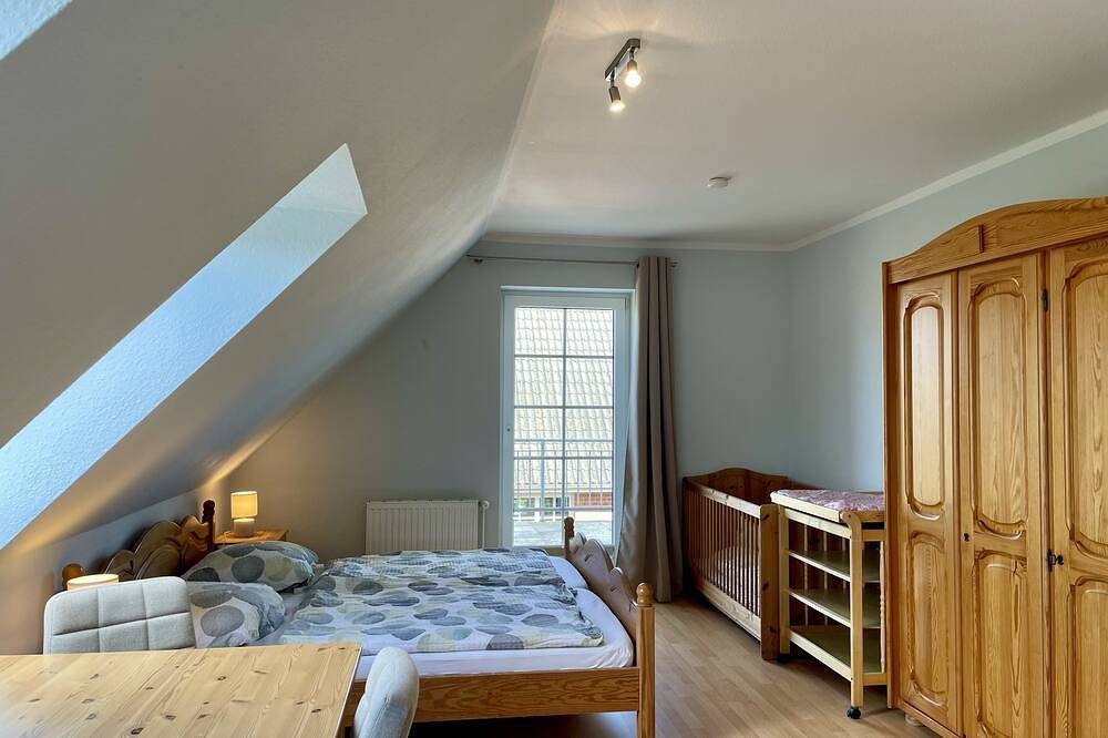 Haus Jonne - 15 min fußläufig z. Strand, bis 12 Pers., Außensauna (optional) in Sehlendorf, Blekendorf