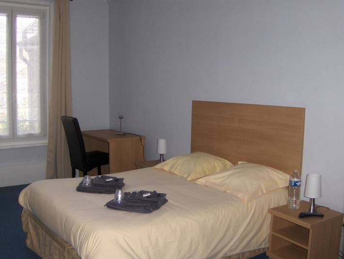 Hôtel pour 4 personnes, avec vue, animaux acceptés à Crécy-sur-Serre - 4
