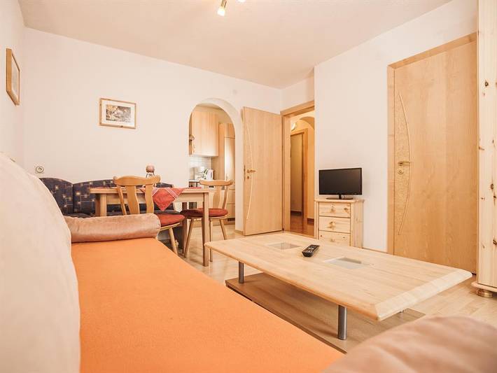 Ganze Ferienwohnung, Apartment 2 in Tuxer Alpen, Aschau im Zillertal