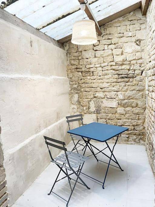 Gîte pour 3 personnes, avec terrasse à Magné - 4