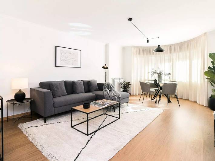 Apartamento de férias para 4 pessoas, com varanda em Lumiar