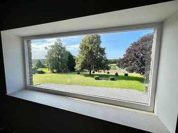Gîte pour 5 personnes, avec vue ainsi que terrasse et jardin à Herve