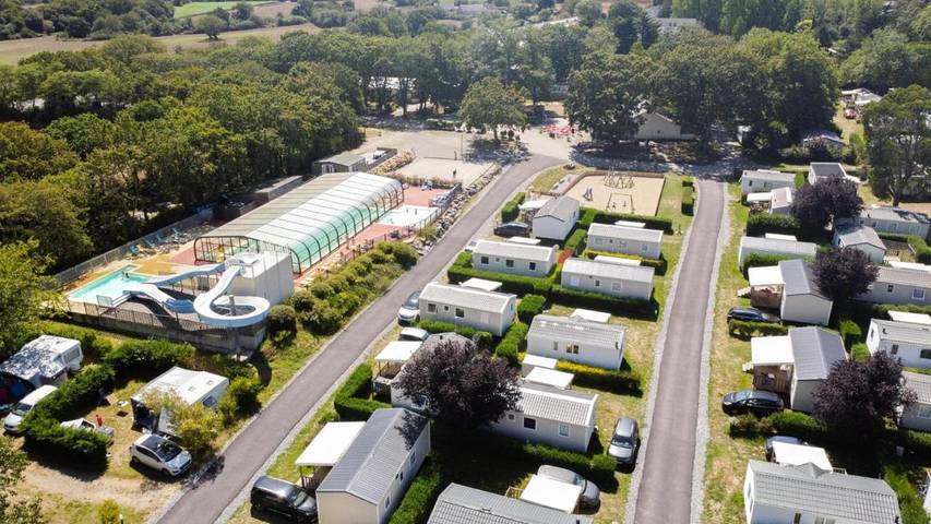 Camping pour 7 personnes, avec terrasse et piscine, animaux acceptés à Guérande - 2