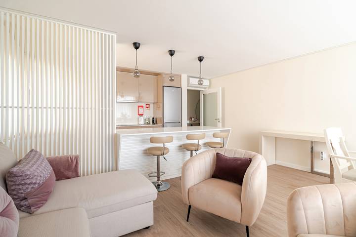 Gîte pour 6 personnes, avec jardin dans Darque - 3