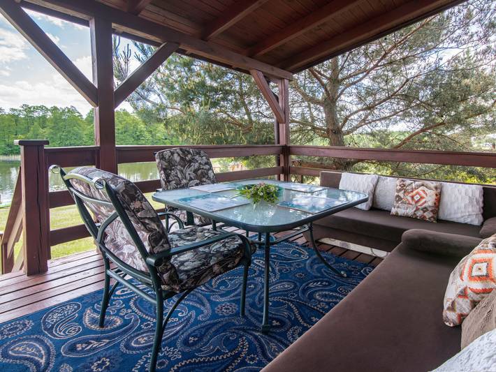 Ferienhaus für 6 Personen, mit Garten und Ausblick sowie Terrasse und Seeblick, mit Haustier in den Masuren - 4