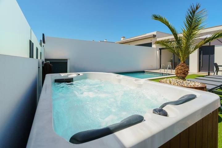 Casa rural para 6 personas, con Jacuzzi y Terraza además de Jardín y Piscina en Santa Bárbara (Portugal) - 2
