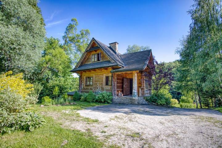 Domek letniskowy dla 10 osób, z sauna i ogród oraz widok i widok na jezioro w Ustrzyki Dolne