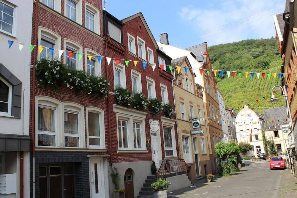 Ganze Wohnung, Haus Budinger in Alf, Traben-Trarbach und Umbegung