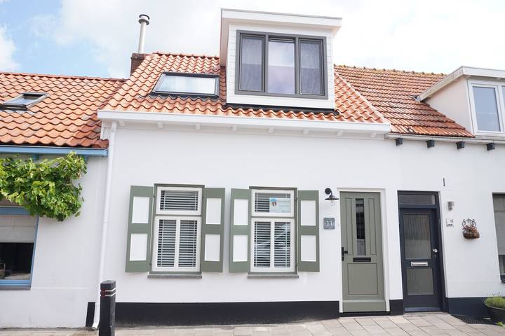 Ferienhaus für 5 Personen, mit Terrasse und Balkon/Terrasse - 1