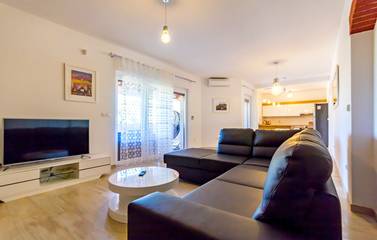 Villa für 10 Personen in Medulin, Südküste Istrien, Bild 3