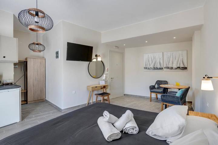 Maison d’hôte pour 4 personnes, avec terrasse et vue, animaux acceptés dans Syros - 2