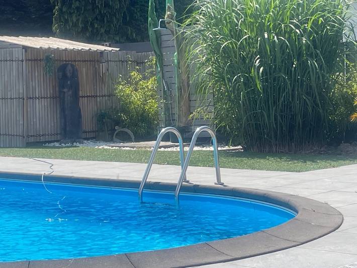 Location de vacances pour 4 personnes, avec piscine et jardin, animaux acceptés à Zutendaal - 2