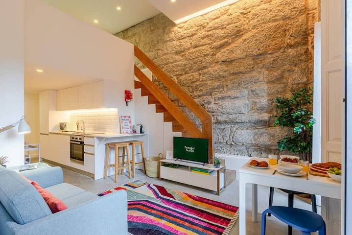 Appartement entier, Invictus Escape I Jacuzzi and Charm in the City in Cedofeita, Porto