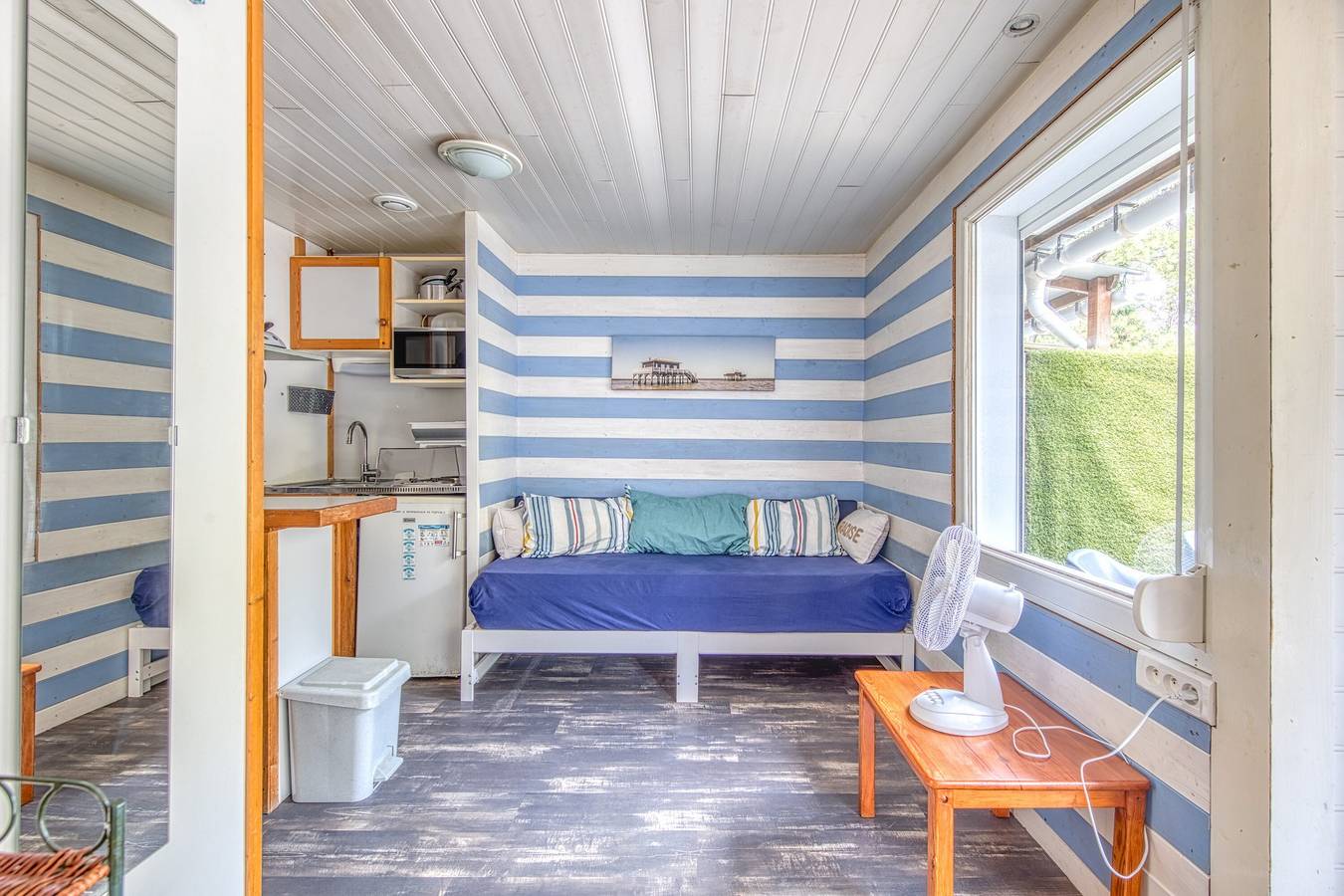 Appartement entier, Chalet A Village Vacances avec piscine partagée, terrasse privée et Wi-Fi in La Teste-de-Buch, Région d'Arcachon