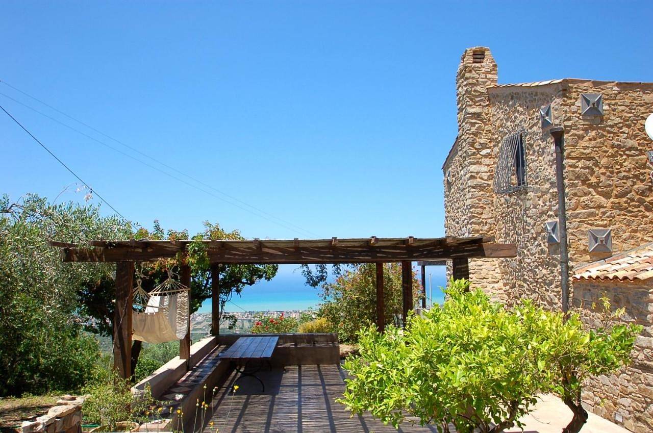 Villa con piscina vicino Cefalù (Sanificata) in Collesano, Provincia di Palermo
