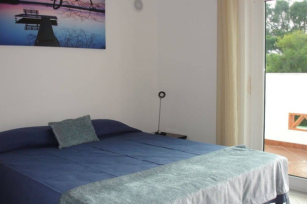 Atemberaubende 5-Bett-4-Badehaus mit großem Pool nur wenige Gehminuten vom Strand entfernt. in Castro Marim, Faro Distrikt
