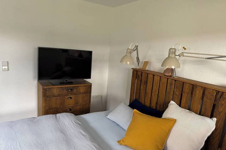 Ganze Wohnung, Gemütliche und komfortable Ferienwohnung mit Blick in den Garten in Murrhardt, Rems-Murr-Kreis