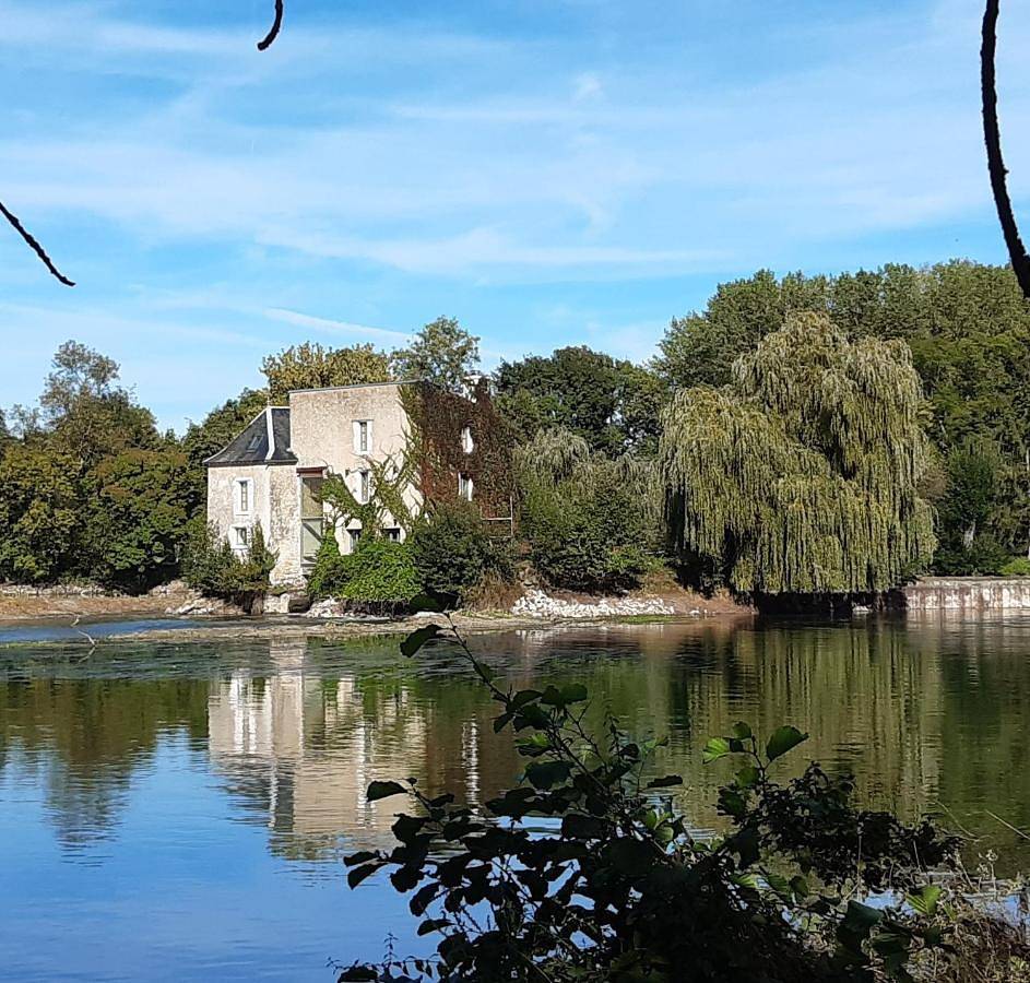 Appartement de vacances entier, Chambre Douceur Angevine in Lézigné, Région d'Angers