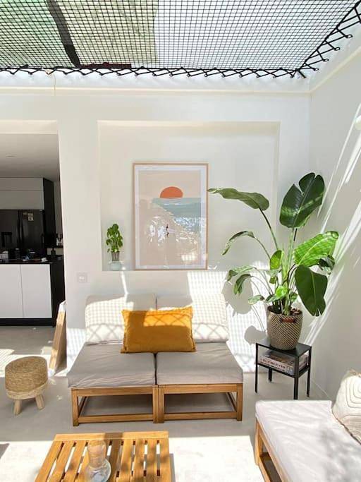 Villa pour 10 personnes, avec piscine ainsi que jardin et vue, animaux acceptés à Les Pennes-Mirabeau - 3