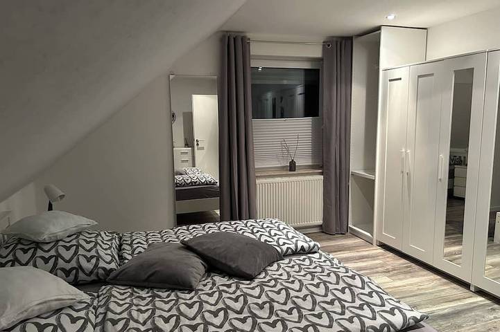 Ganze Wohnung, Moderne großzügige Ferienwohnung in Leer, Landkreis Leer