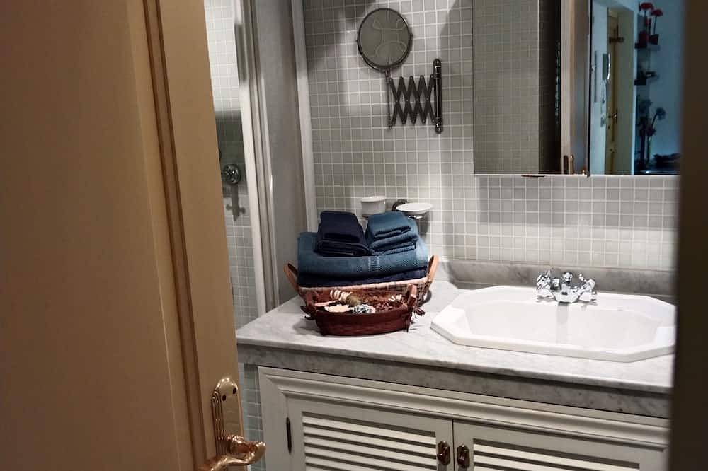 Ganze Wohnung, 1 Bed Guest Apartment #1 - Portals Nous. in Bendinat, Calvià