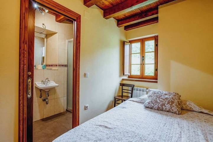 Casa Berbesa - Caserío en Asturias 3* | Bbq | Fam, Ir Property Management in Castropol, Costa Verde
