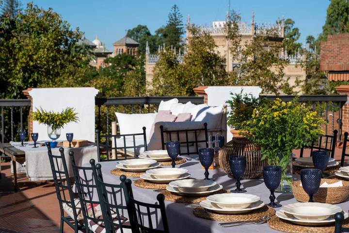 Casa rural para 15 personas, con Balcón y Terraza además de Jardín y Vistas en Tomares - 4