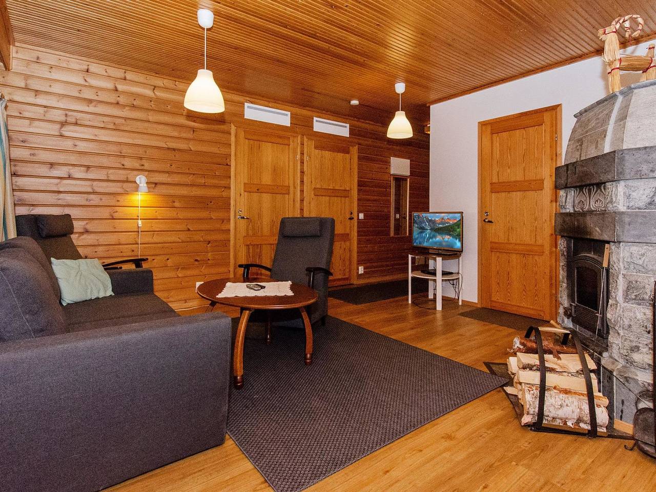Kulta-käkönen 10 by bomba in Nurmes, Pielinen