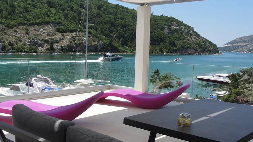 Villa con piscina per 11 persone, con balcone e piscina a Grad Dubrovnik