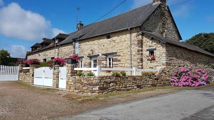 Gîte pour 4 personnes, avec jardin à Montfort-sur-Meu