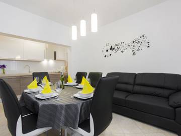 Villa per 12 Persone in Grebastica, Adriatico Croato, Foto 1