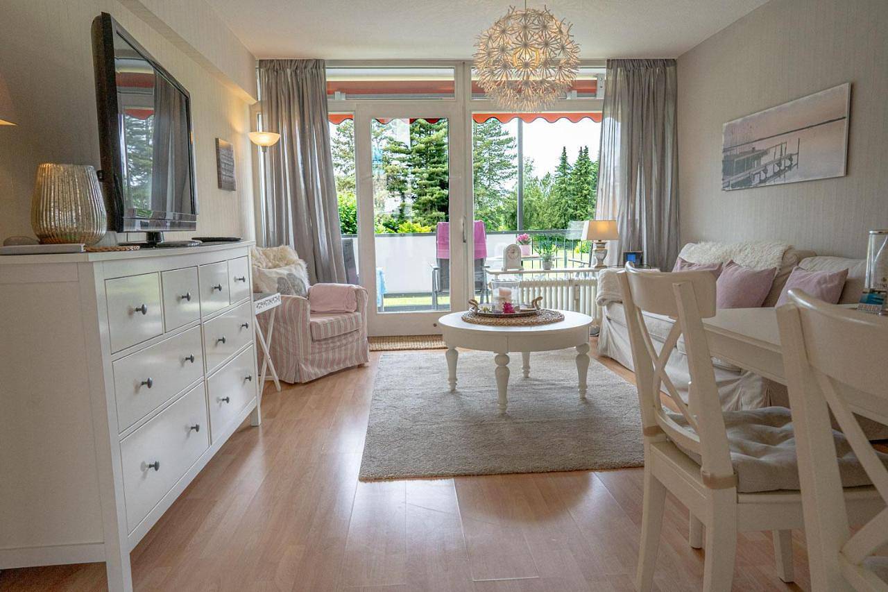 Ganze Wohnung, Schwalbennest - Hundefreundlich, Sauna, Pool, Dachterrasse, See & Natur in Körbecke, Möhnesee