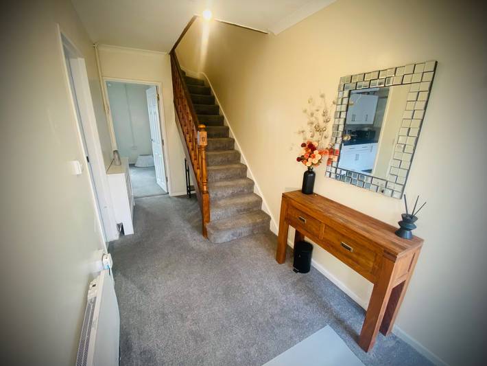 Holiday rental for 5 people, with garden and terrace as well as hot tub, child-friendly in Hertfordshire