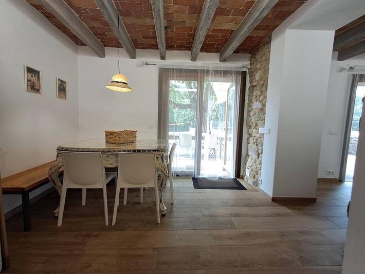 Casa de vacaciones para 7 personas, con jardín además de terraza y vistas en Pla de l'Estany - 2