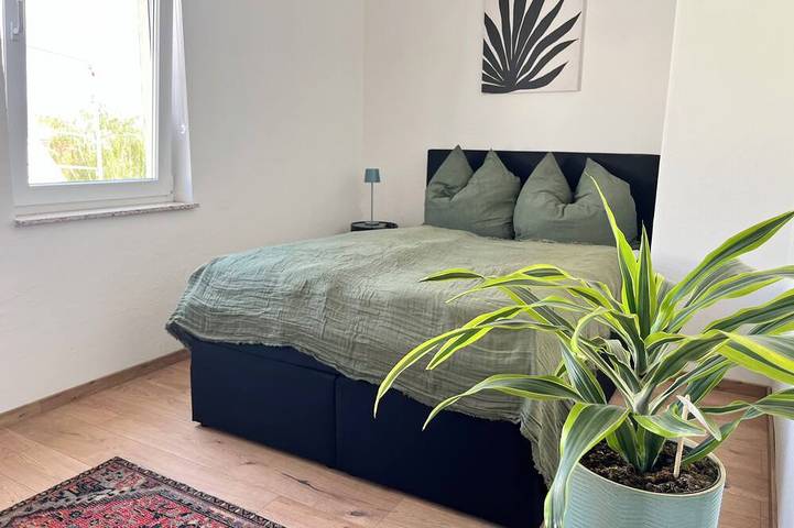 Ganze Wohnung, Schlossstube - gemütliche Altstadt Wohnung mit Balkon direkt am Markt in Torgau, Nordsachsen