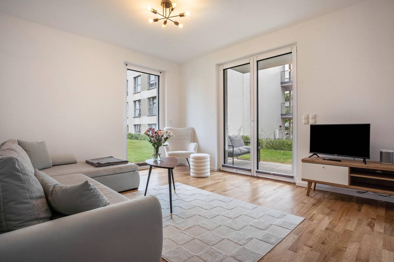 Appartement entier, Appartement « Loft moderne avec terrasse privée, jardin commun et Wi-Fi » in Greifswald, Vorpommern Greifswald