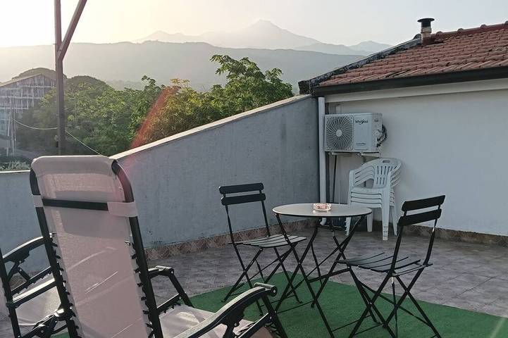 Apartamento entero, At Gigi's house attic in Zafferana Etnea, Etna