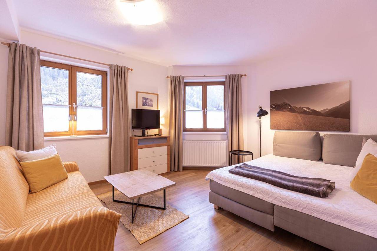Ganze Wohnung, Apart Christa in Feichten, Kaunertal