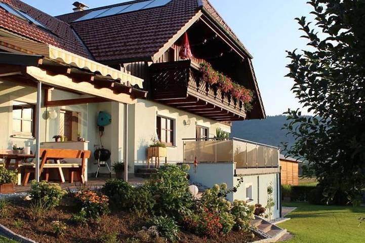 Ferienwohnung für 4 Personen, mit Garten in Attergau