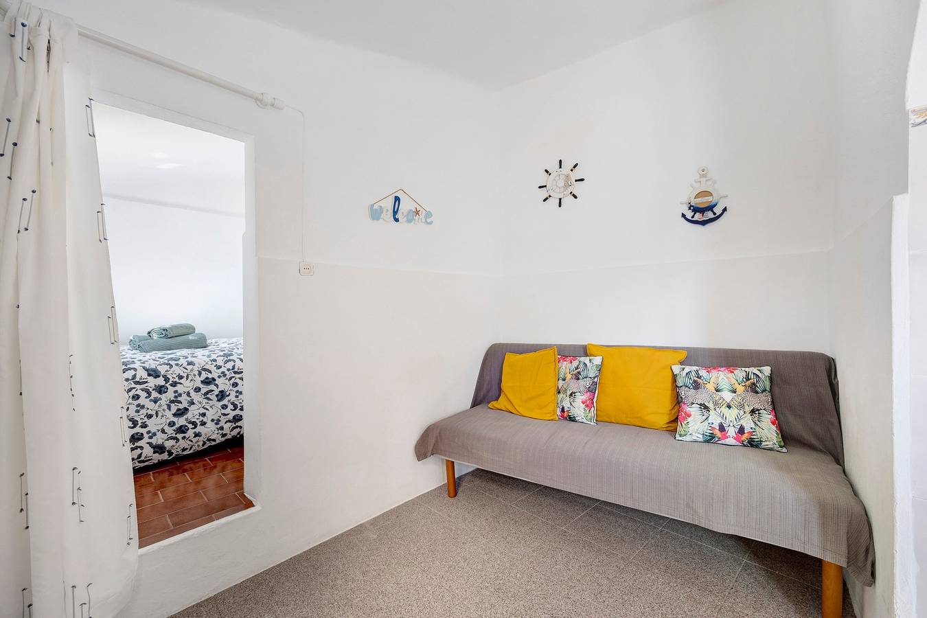 Casa de vacaciones 'Abrigo Do Pescador' con vistas al mar, terraza privada y Wi-Fi in Arrifana, Aljezur