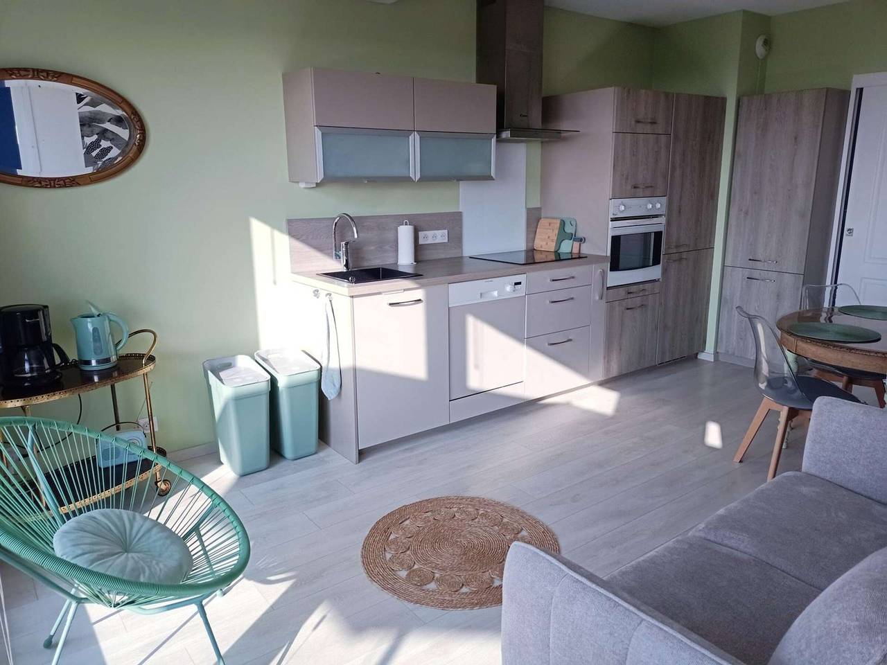 Ganze Wohnung, Wohnung mit Terrasse und Privatparkplatz, Nahe Geschäften in Wimereux, Boulogne-sur-Mer und Umgebung