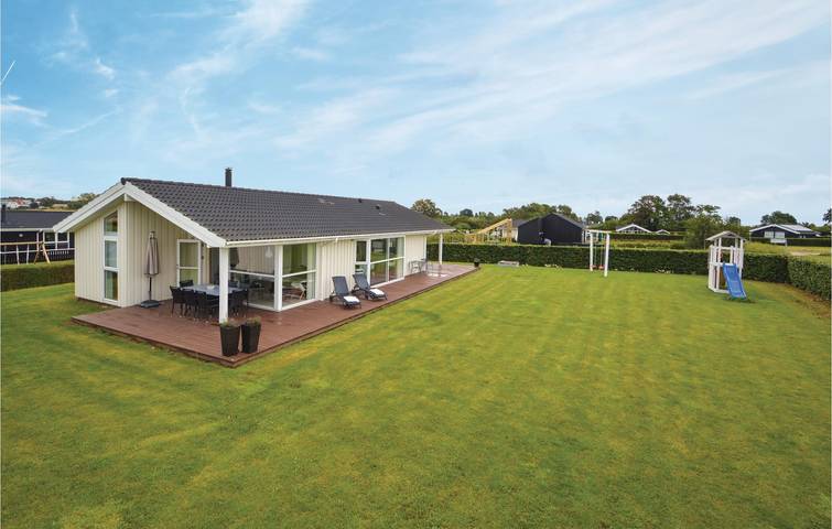 Ferienhaus für 8 Personen, mit Garten und Sauna sowie Terrasse und Whirlpool in Flovt Strand - 3