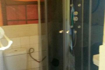 Camping für 4 Personen in Mazan, Parc naturel régional du Mont-Ventoux, Bild 2